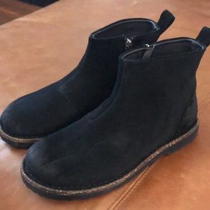 *FINAL MARKDOWN*Birkenstock Melrose black suede zip ankle boot
